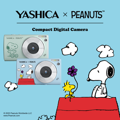 YASHICA x Snoopy Digital Camera Y2K Retro Digicam